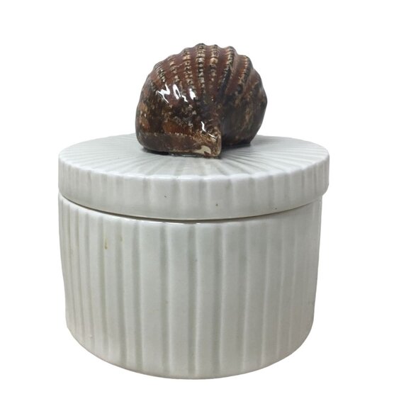 Vintage Fitz and Floyd Seashell Design Trinket Box - Picture 3 of 8